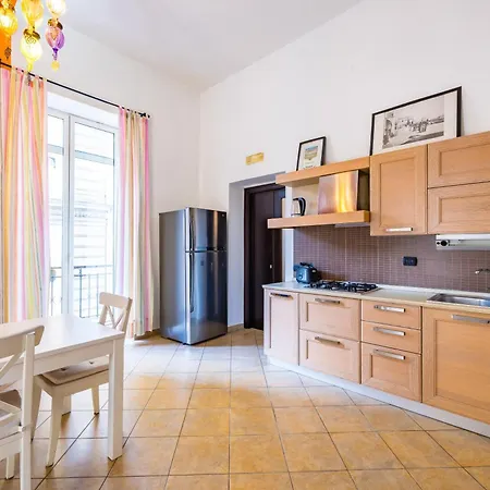 Casa Al Rettifilo Con Terrazzo Apartman *