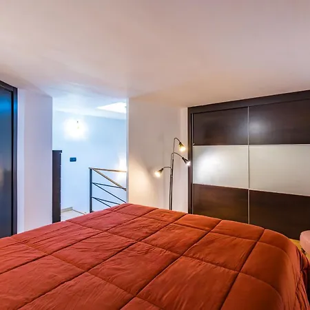 Casa Al Rettifilo Con Terrazzo Apartman