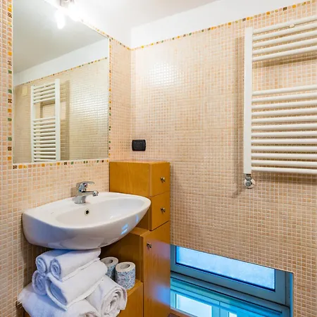 Casa Al Rettifilo Con Terrazzo Nápoly