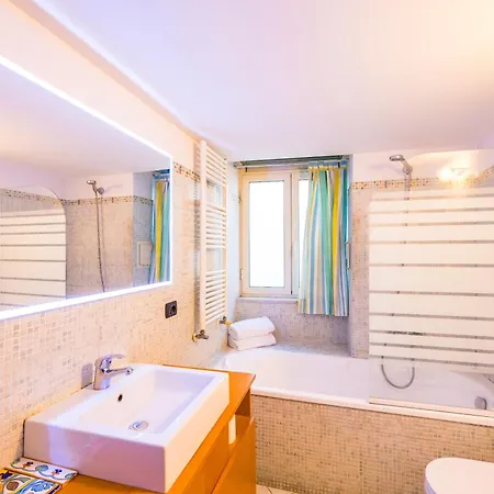 Casa Al Rettifilo Con Terrazzo *