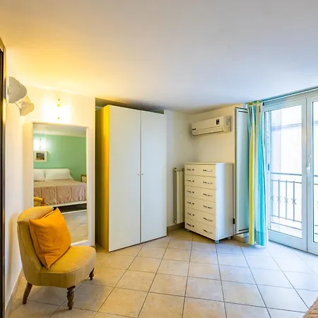 Apartman Casa Al Rettifilo Con Terrazzo *