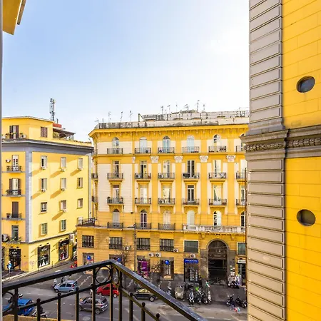 Casa Al Rettifilo Con Terrazzo * Nápoly