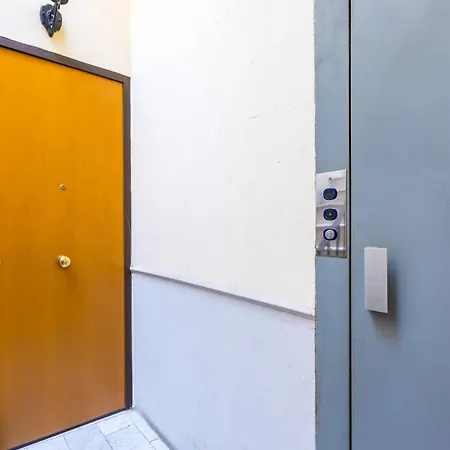 Casa Al Rettifilo Con Terrazzo
