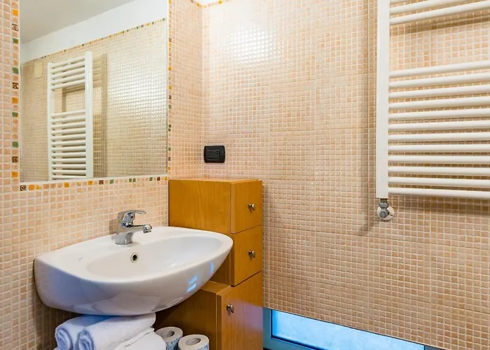 Casa Al Rettifilo Con Terrazzo Naples