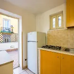 Casa Al Rettifilo Con Terrazzo Lägenhet *