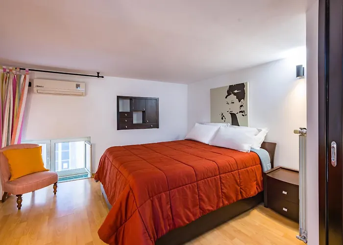 Casa Al Rettifilo Con Terrazzo * Napoli