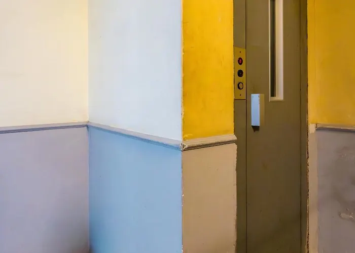 Casa Al Rettifilo Con Terrazzo * Napoli